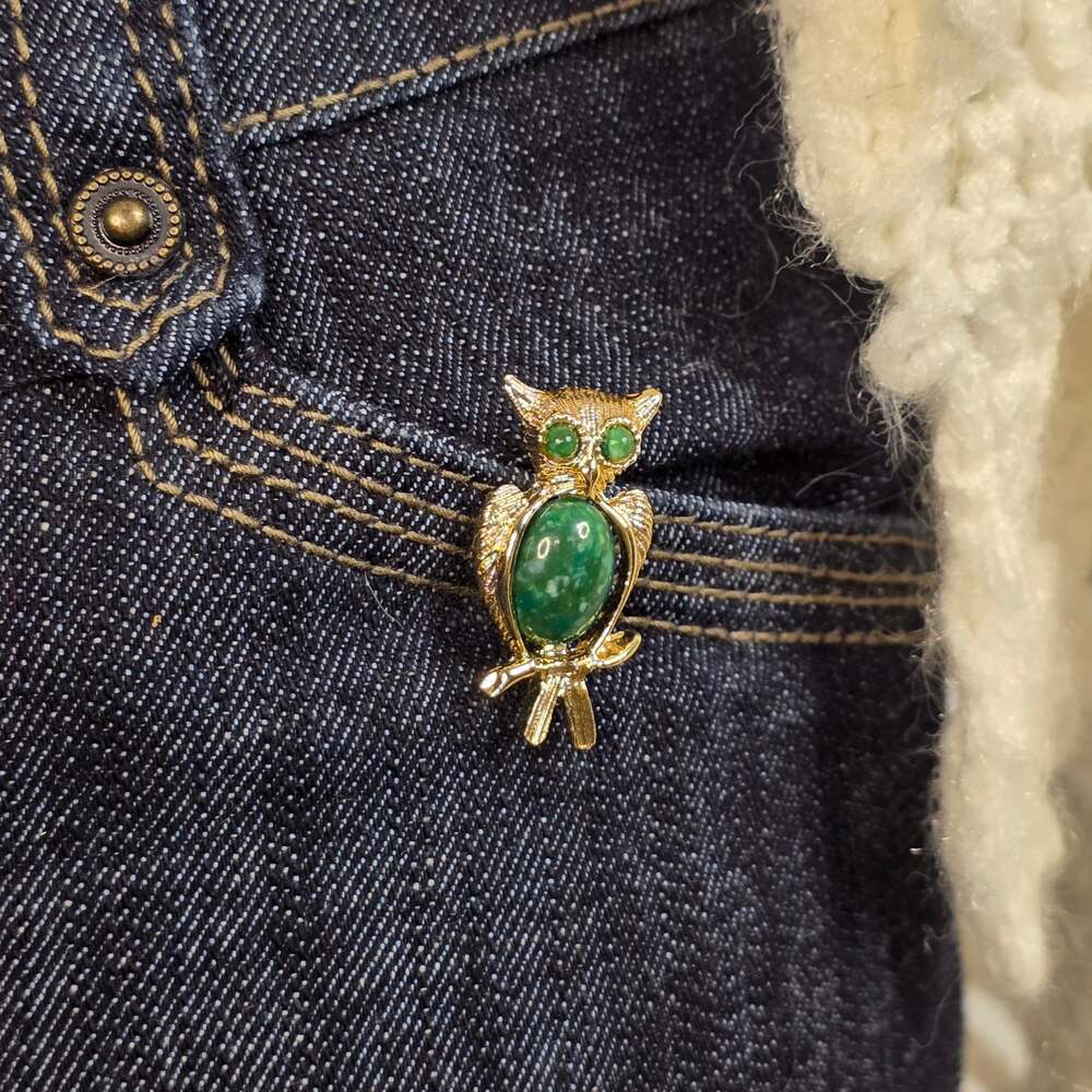 Vintage Green Owl Brooch Gold Tone Pin Whimsigoth Witchy Jewelry